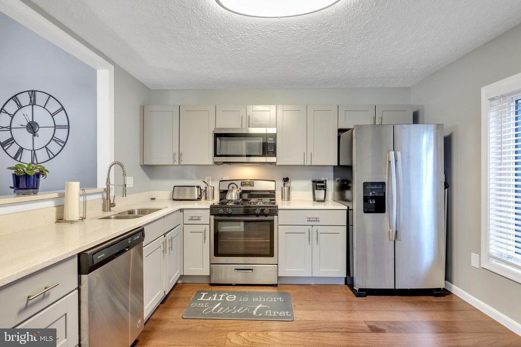 26 Windbrooke Cir, Gaithersburg, MD 20879
