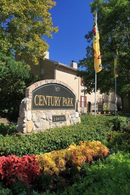 20430 Imperial Valley Dr, Houston, TX 77073