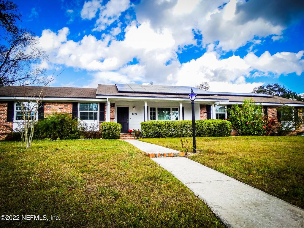 7421 MAPLE TREE DR, Jacksonville, FL 32277
