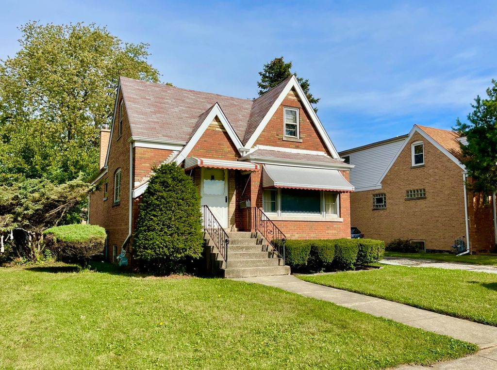 4324 W 109th St, Oak Lawn, IL 60453