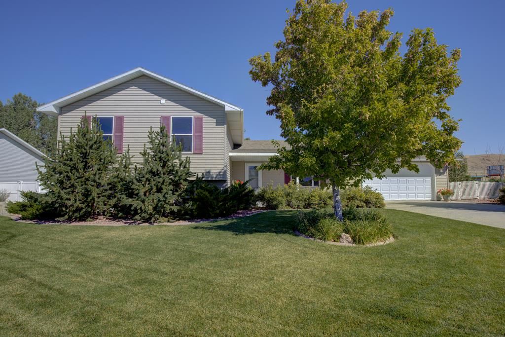 1020 35th St, Cody, WY 82414 Trulia