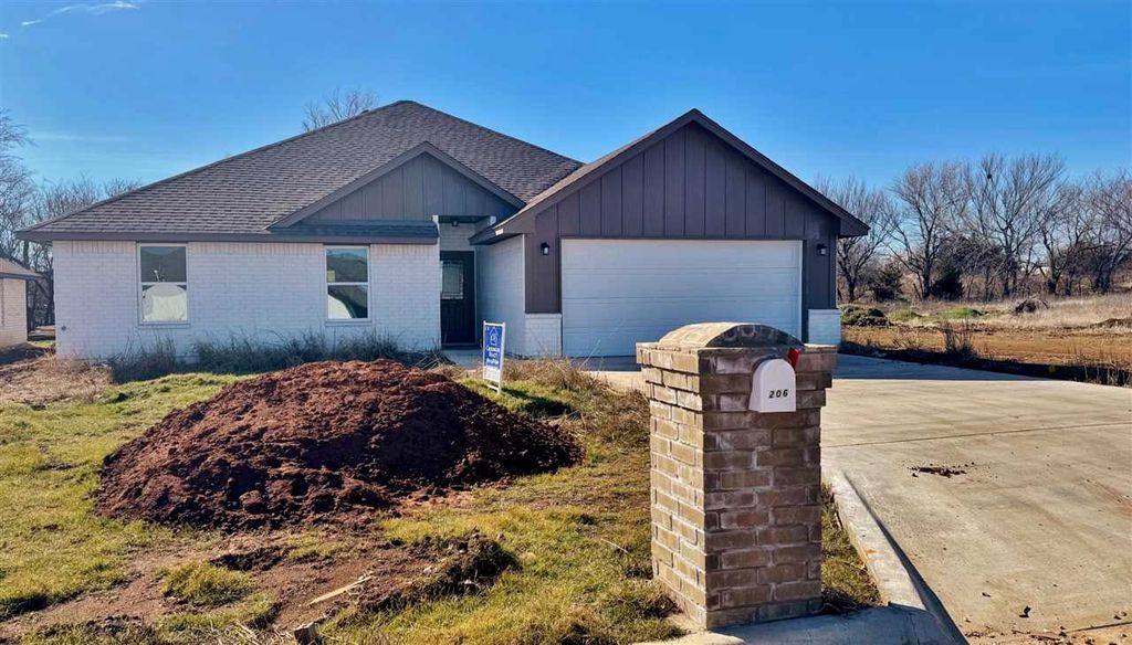 206 NW Elm Ave, Cache, OK 73527 Trulia