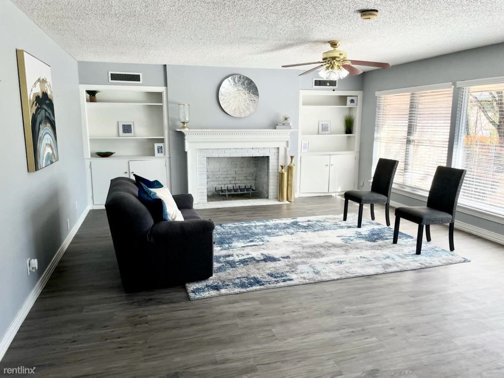 8544 Lazy Acres Cir, Dallas, TX 75240