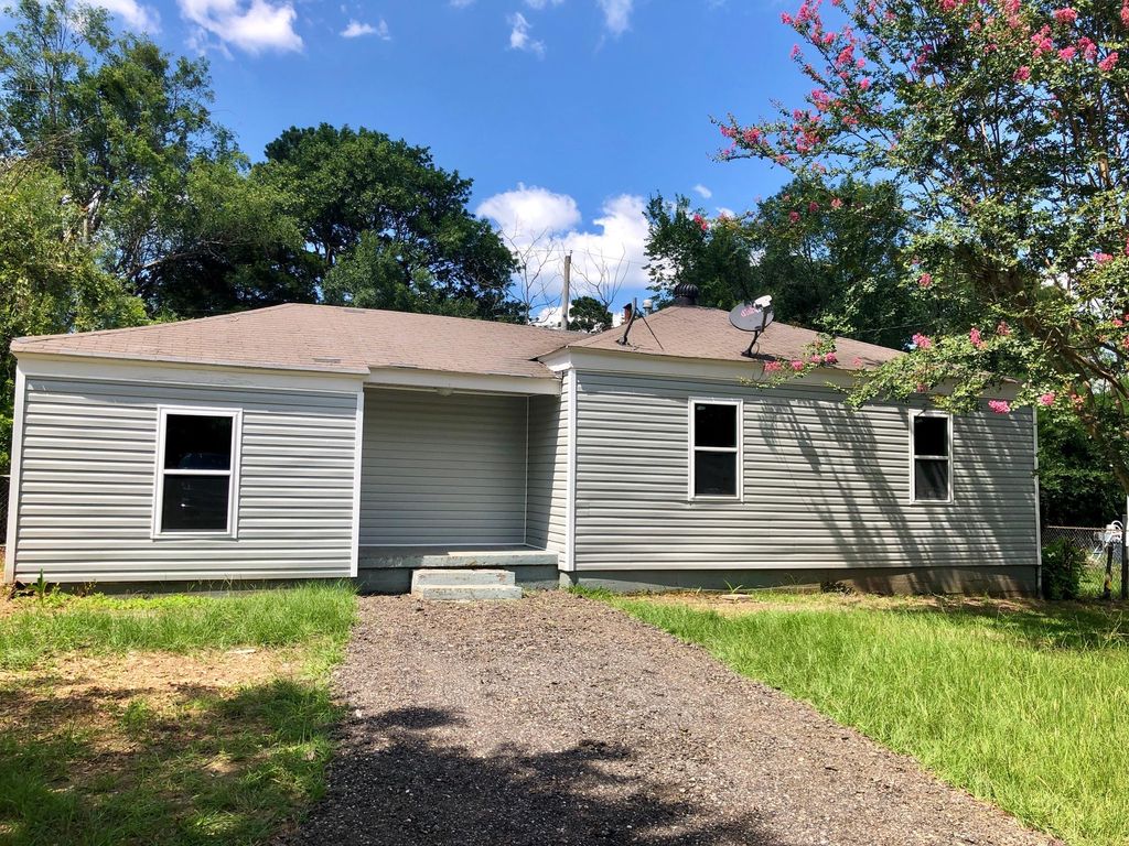 825 Manila Dr, Wake Village, TX 75501 Trulia