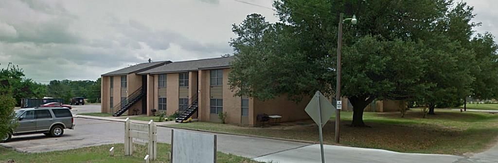 324 Webb St, Smithville, TX 78957