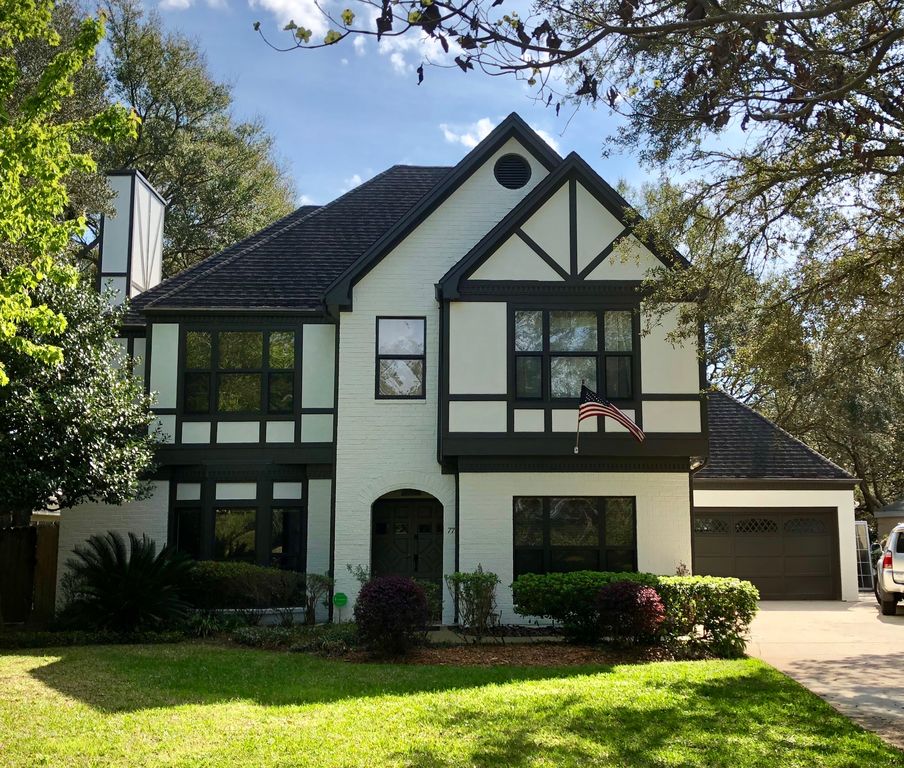 77 Sunrise Dr, Shalimar, FL 32579