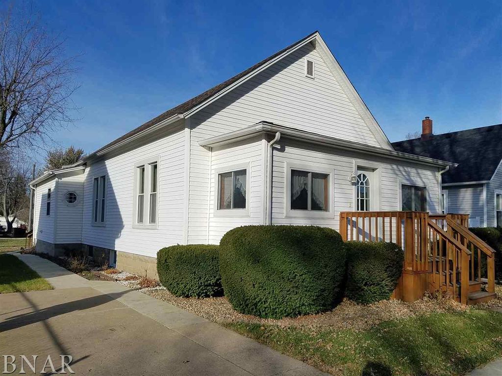 307 N Locust St, Toluca, IL 61369 Trulia