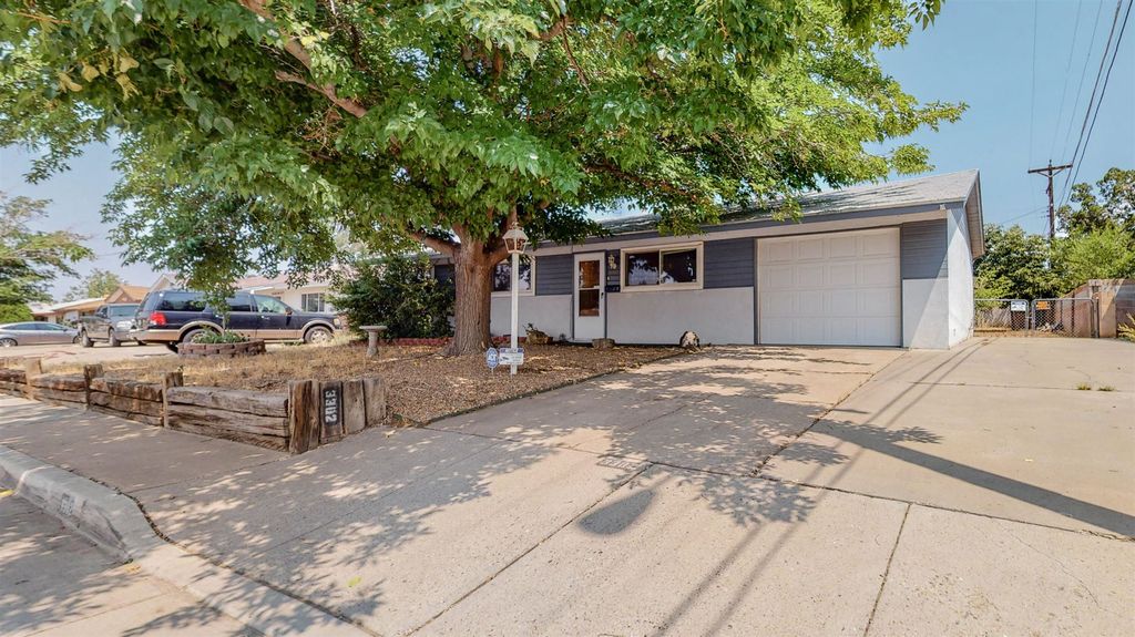 3302 Tiley Dr NE, Albuquerque, NM 87110