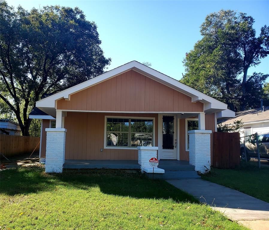 1444 E Jefferson Ave, Fort Worth, TX 76104