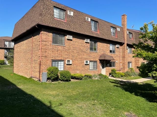 2310 Century Point Ln #C, Glendale Heights, IL 60139