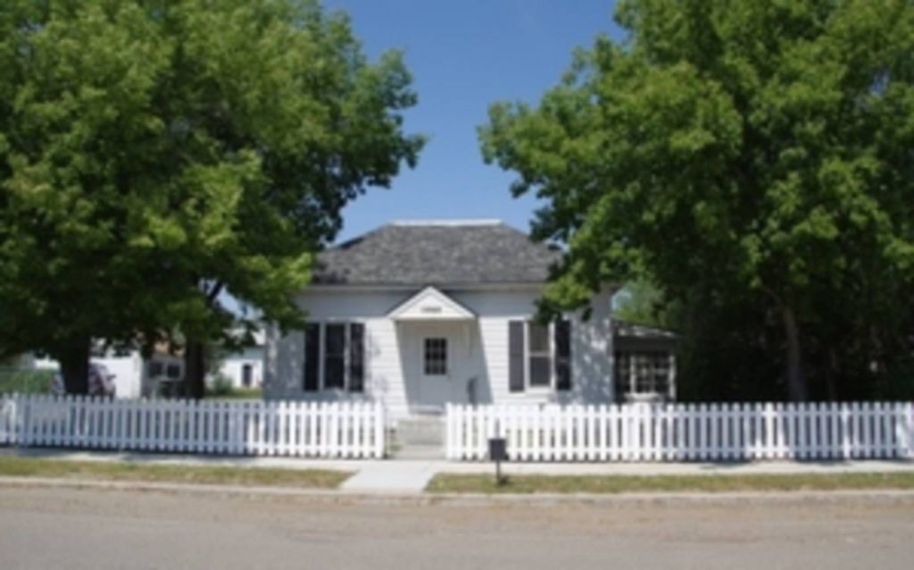 1059 Cedar St, Forsyth, MT 59327 Trulia