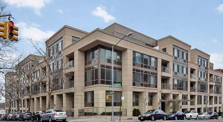 64-05 Yellowstone Blvd #415, Forest Hills, NY 11375