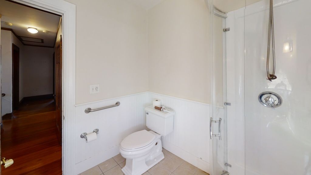 76 Heath St, Somerville, MA 02145