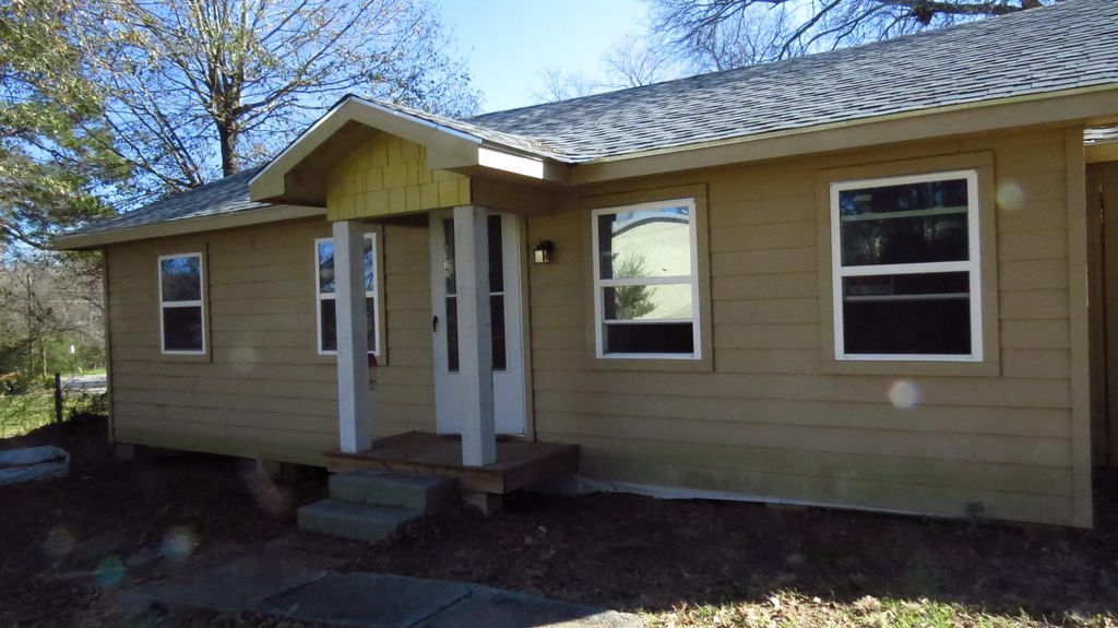 415 12th St, Huntsville, TX 77340 | Trulia