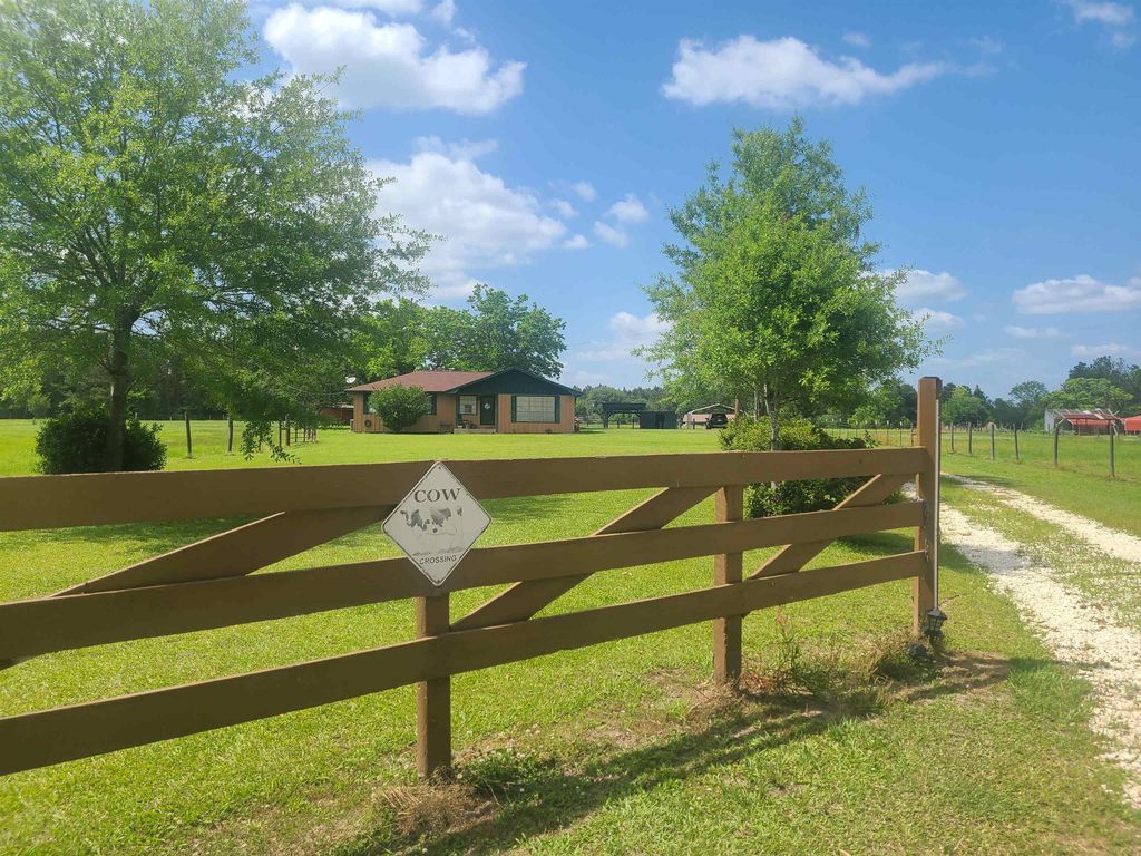 911 County Road 797, Buna, TX 77612 Trulia