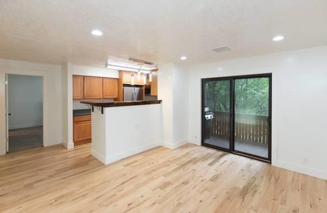 6875 S Countrywoods Cir #D14, Midvale, UT 84047