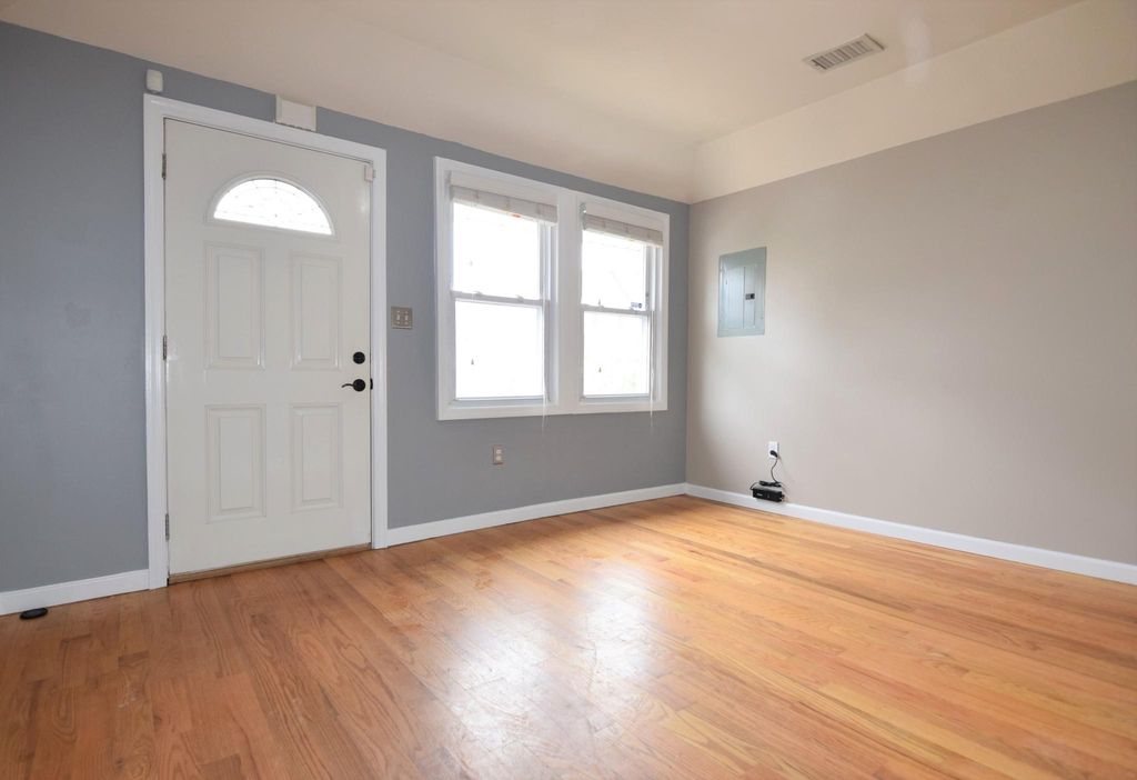 54 Center Pl, Staten Island, NY 10306 | Trulia