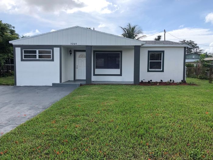 5264 NW 5th Ave, Oakland Park, FL 33309