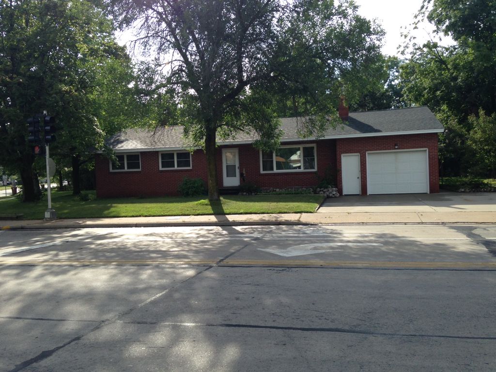 524 Michigan Ave, Stevens Point, WI 54481 Trulia
