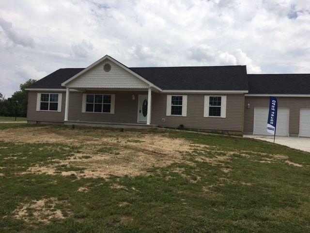 Brantley Build On Your Lot Plan in Southern Illinois: Build on Your Own Lot Model Home Center, Marion, IL 62959