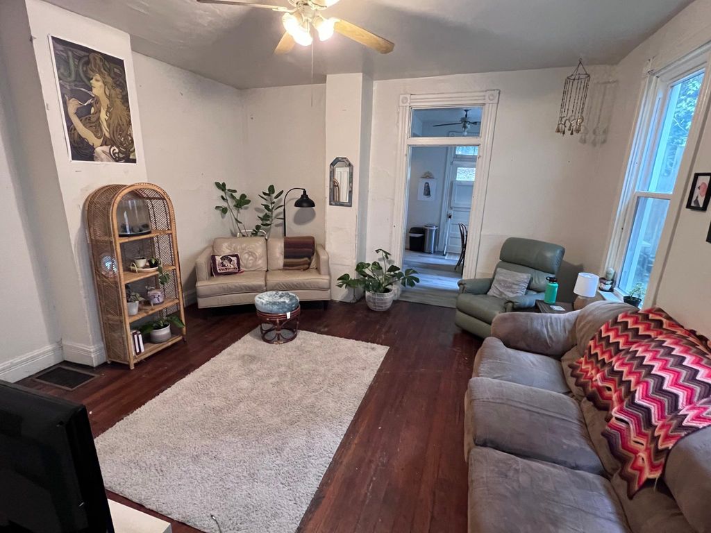 2236 Victor St, Cincinnati, OH 45219