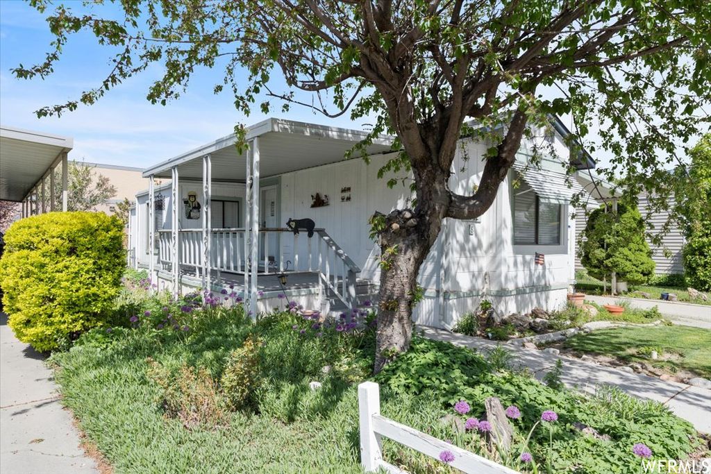 11362 S Crescent Park Way E, Sandy, UT 84070
