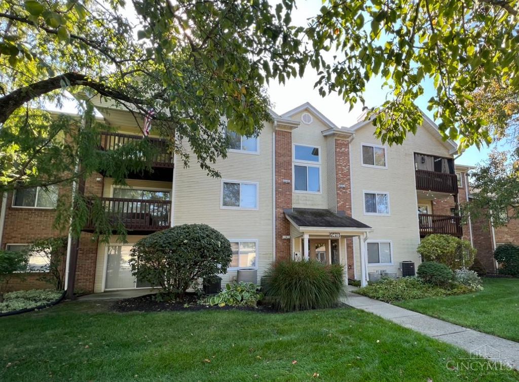 1410 Lake Pointe Way  #5, Centerville, OH 45459