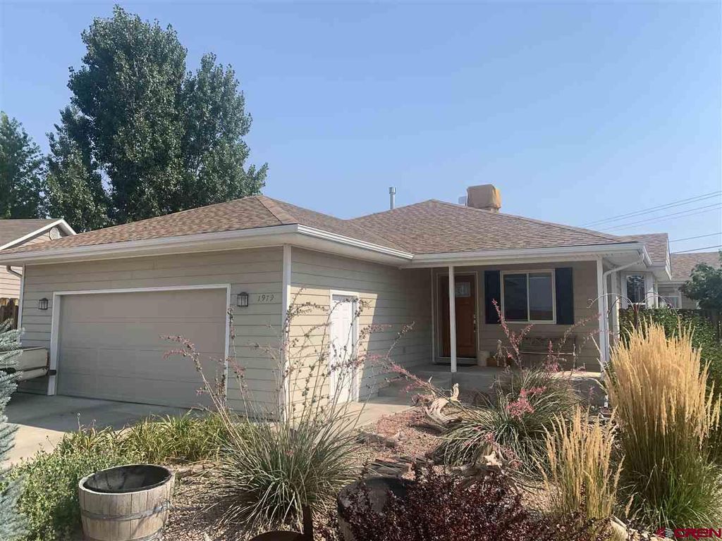 1979 Jupiter Dr, Montrose, CO 81401