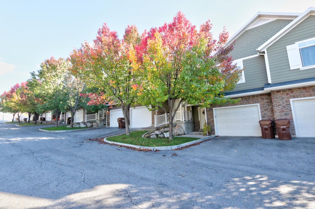 2088 S Orchard Dr, Bountiful, UT 84010