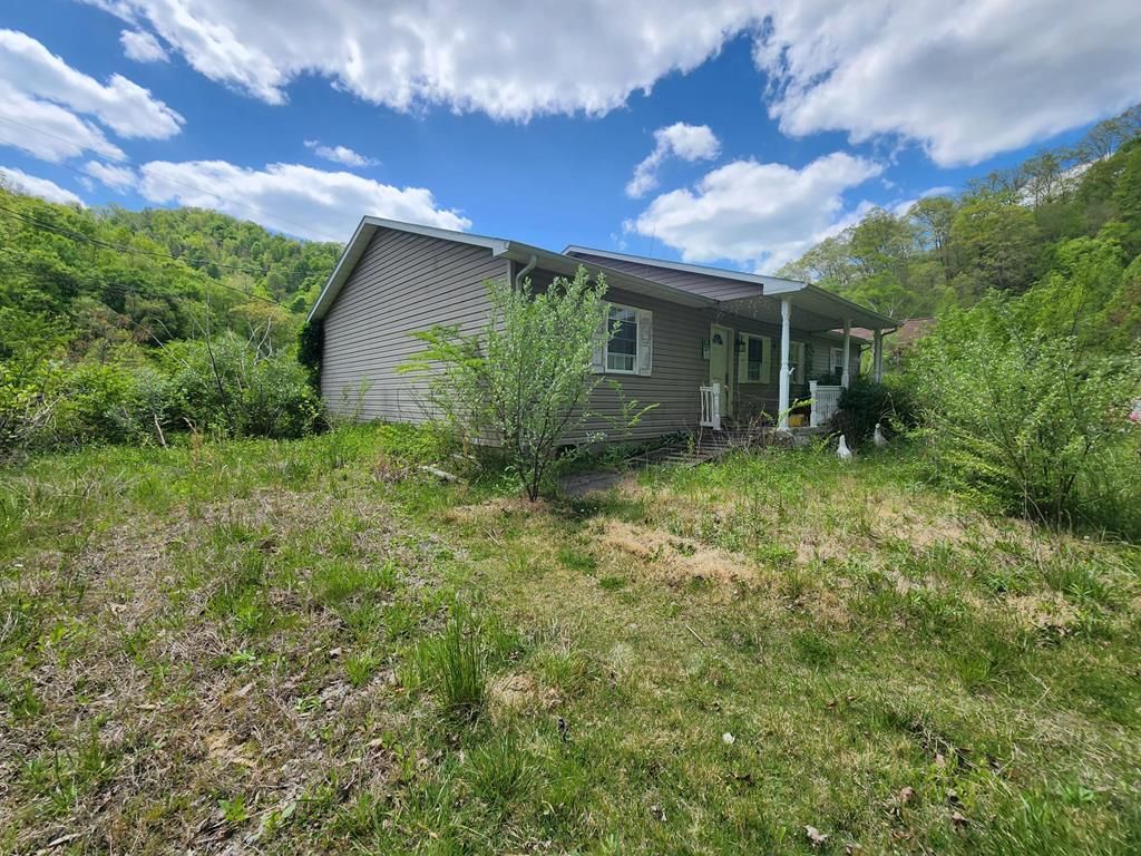 210 Hickory Hl, Belfry, KY 41514 MLS 118528 Trulia