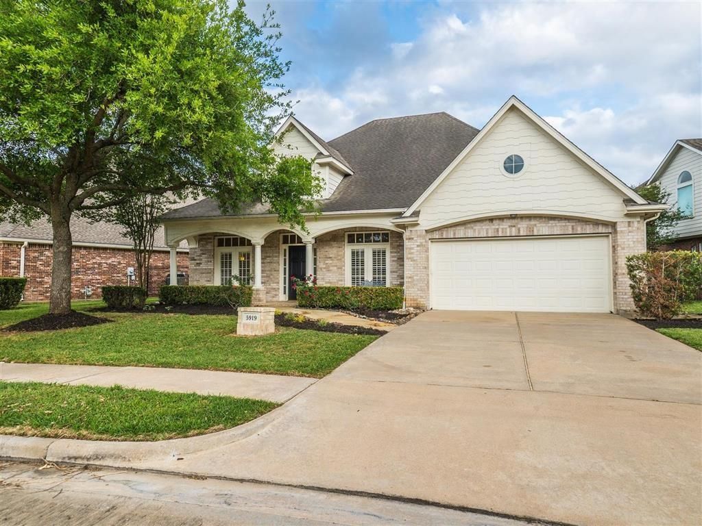 5919 Garden Hills Dr, Sugar Land, TX 77479 | MLS# 34160292 | Trulia