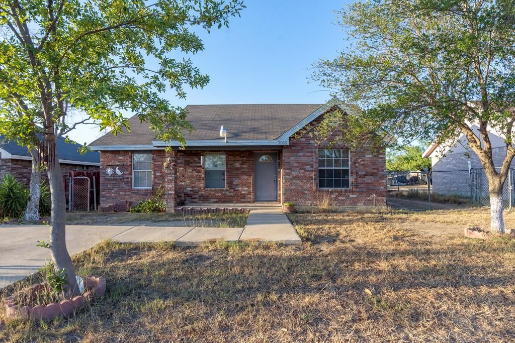 3065 Alvin, Eagle Pass, TX 78852 Trulia