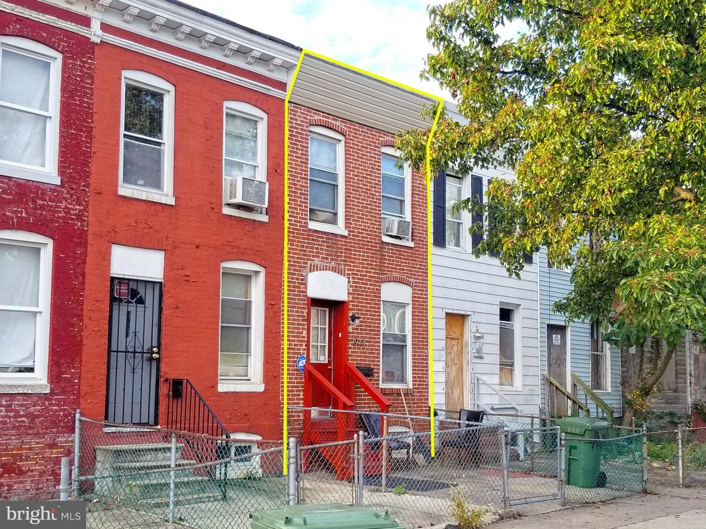 1923 McHenry St, Baltimore, MD 21223