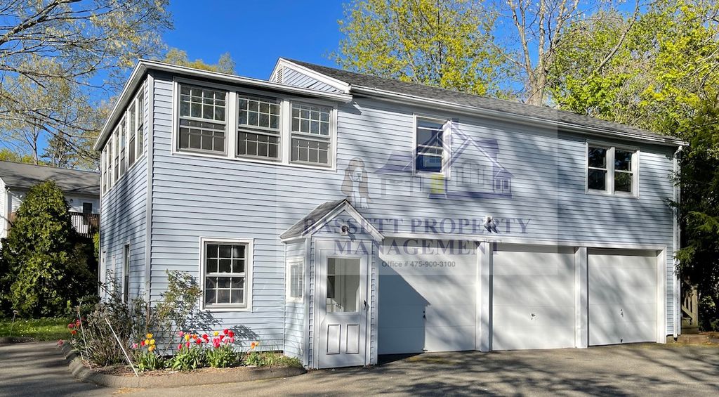 84 Linden Ave, New Haven, CT 06518