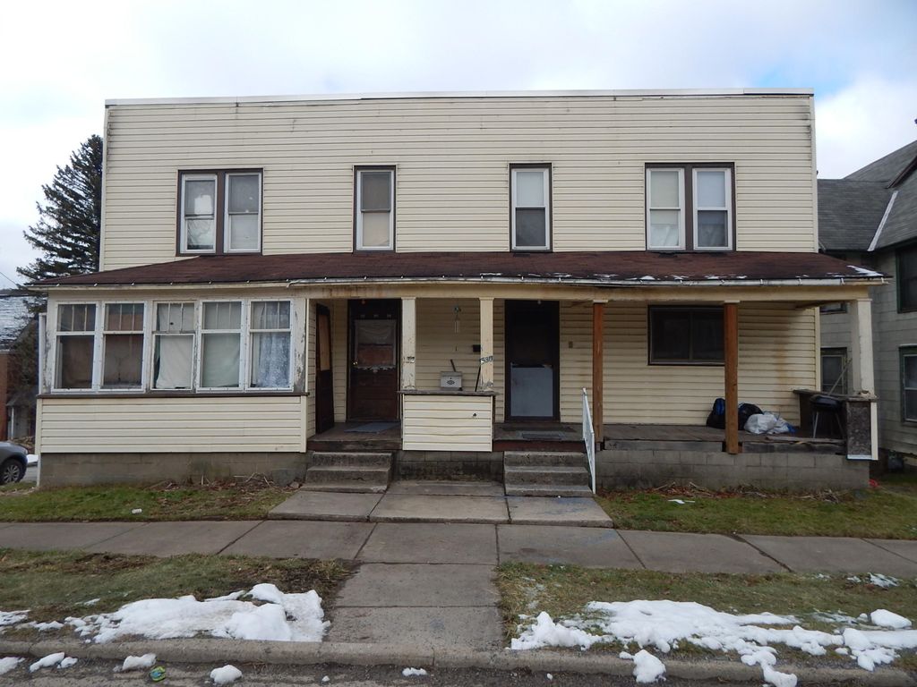 530-532 1st Ave, Johnsonburg, PA 15845