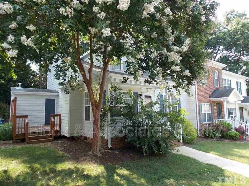 2701 Sterling Park Dr, Raleigh, NC 27603