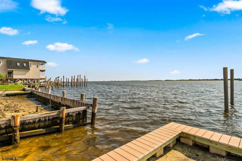 1110 S Green St, Tuckerton, NJ 08087 Trulia