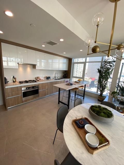 1203 S Flower St #2802, Los Angeles, CA 90015