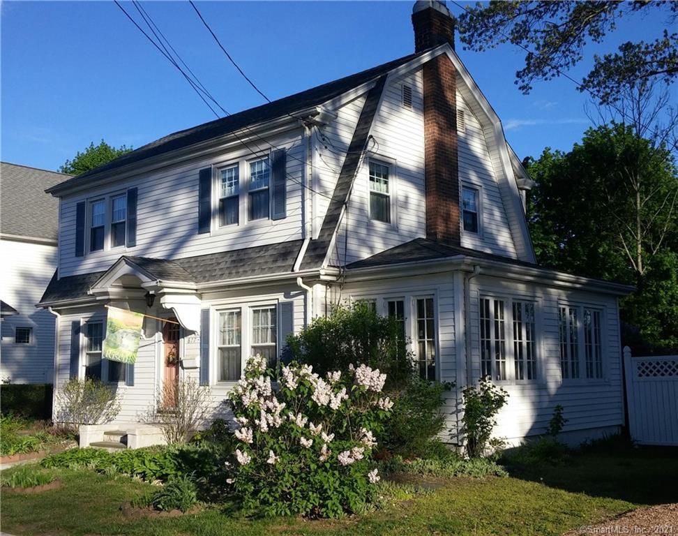 877 Burnside Ave, East Hartford, CT 06108