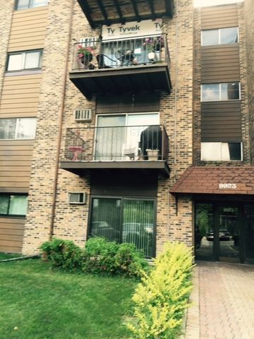 8923 Knight Ave #E-205, Des Plaines, IL 60016
