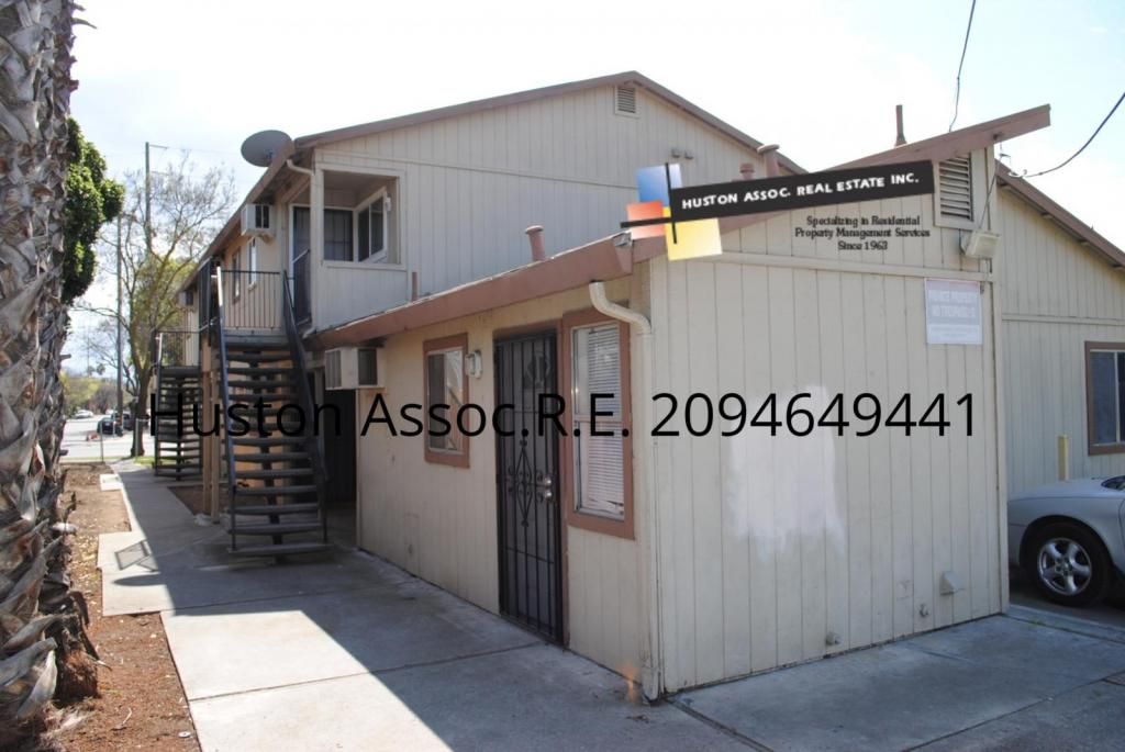 137 E Harding Way, Stockton, CA 95204
