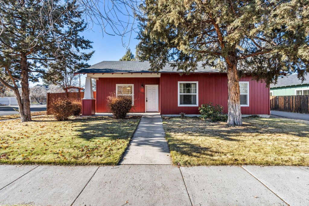 61127 Larkspur Loop, Bend, OR 97702 Trulia