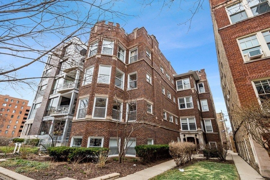 813 N Hinman St, Evanston, IL 60202