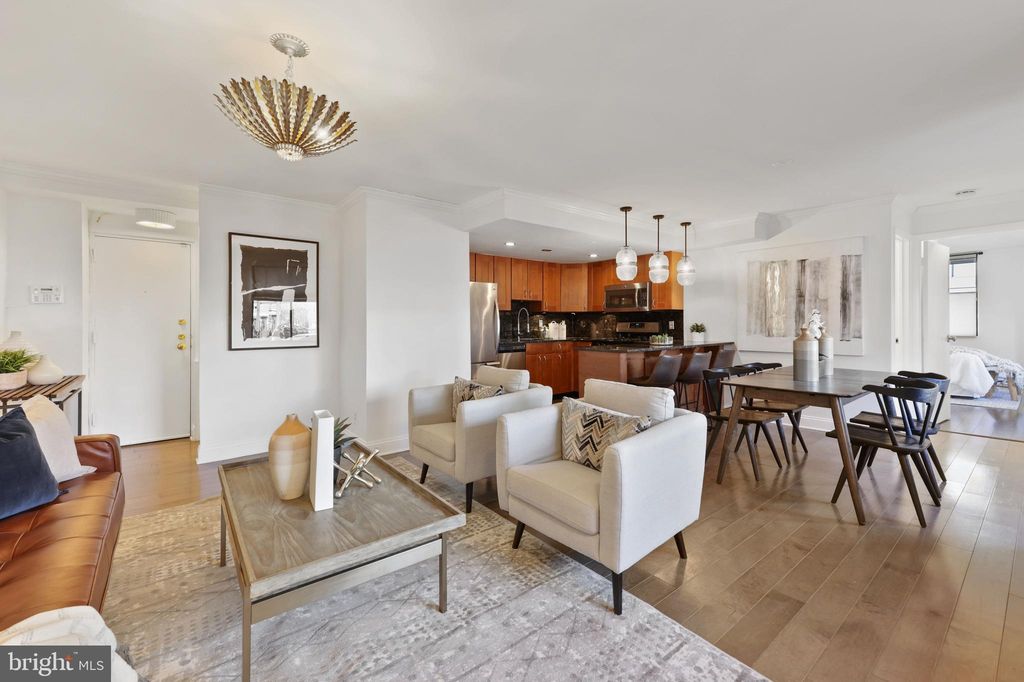 1245 13th St NW #104, Washington, DC 20005