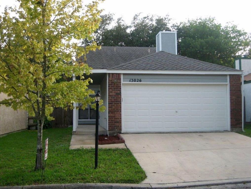 13026 Brook Garden Ln, San Antonio, TX 78232