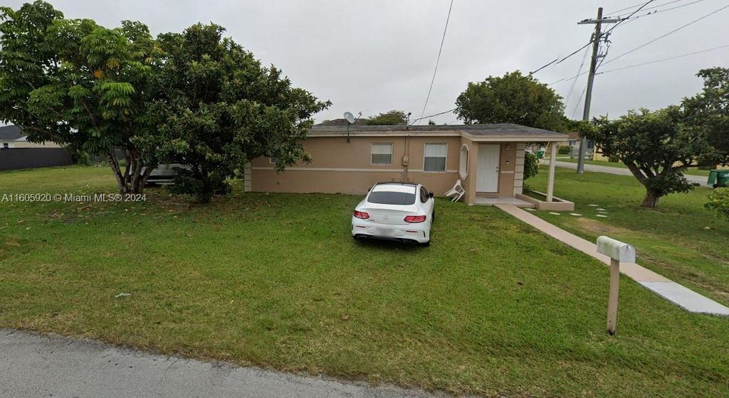 21791 SW 108th Ct, Miami, FL 33170