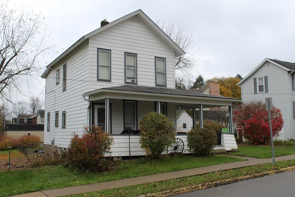 408 South St, Clarion, PA 16214