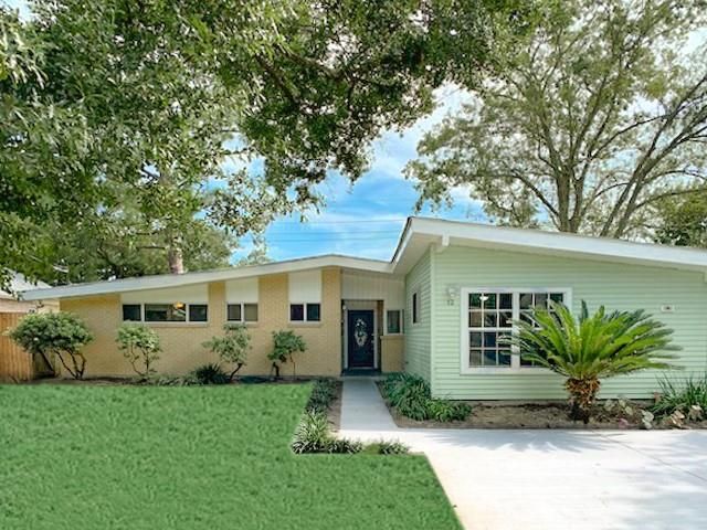 12 Canberra Ct, Metairie, LA 70003