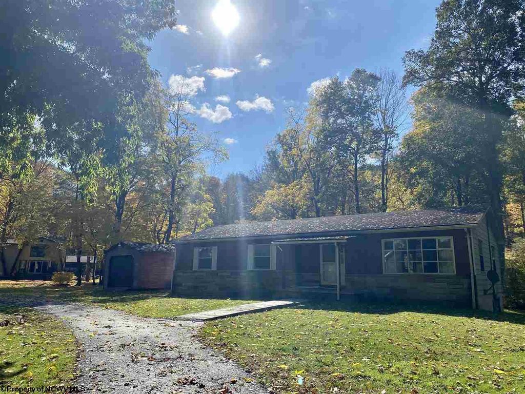 79 Country Club Rd, Terra Alta, WV 26764 - 3 Bed, 3 Bath Single-Family