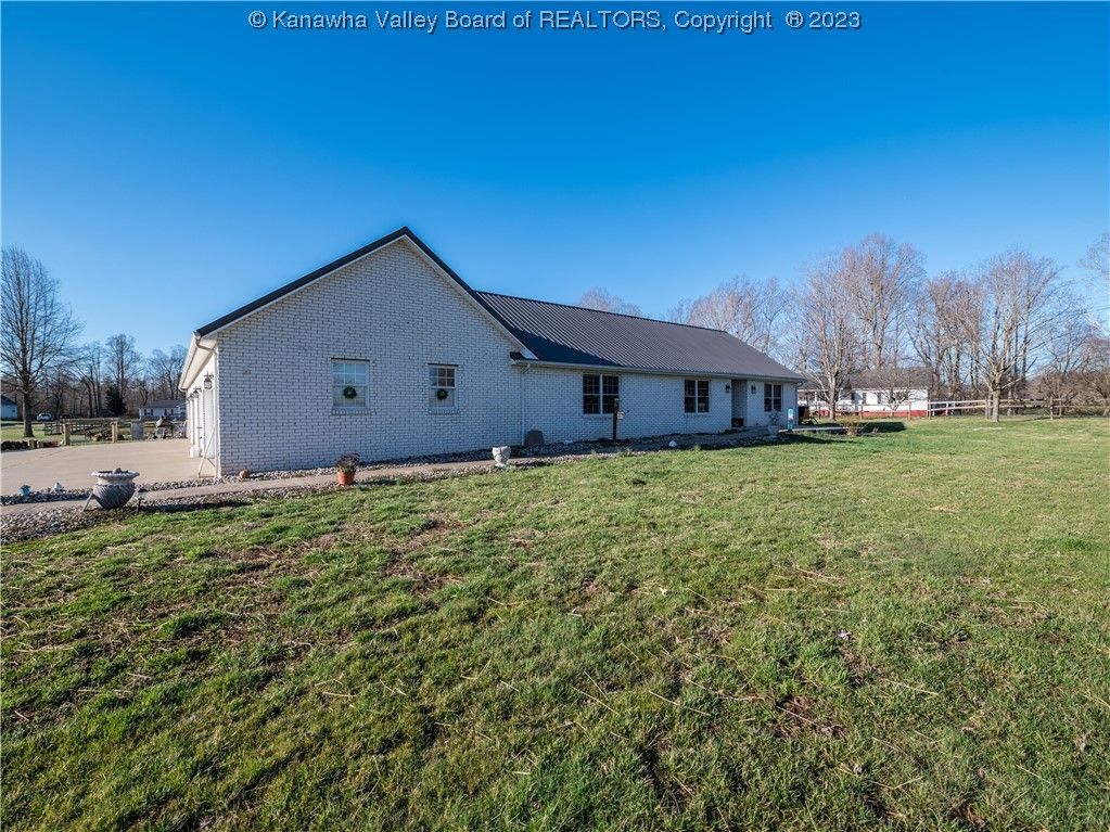 11153 Hurricane Creek Rd, Winfield, WV 25213 See Est. Value, Schools